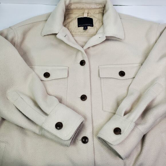Banana Republic Cozy Twillon Oversized Medium Beige Shirt Shacket Beige - Picture 3 of 16